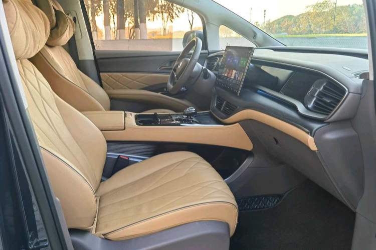 Used Denza D9 2022 DM-i 970 Four-Wheel Drive Flagship Model