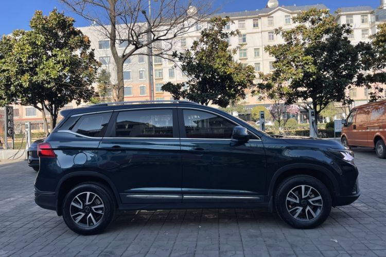 Used FORTHING T5 2022 Grand Edition 1.6L Manual Dream-Chasing Five-Seat Model