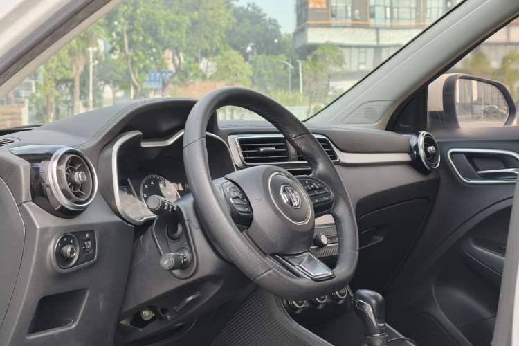 Used MG ZS 2018 1.5L Automatic Luxury Edition China V Standard
