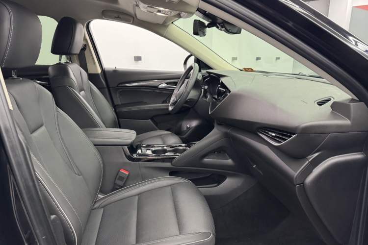 Used Buick Envision 2023 Encore Plus 652T Five-Seat Luxury Model