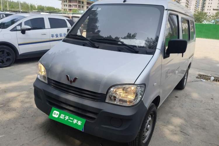 Used Wuling Zhiguang 2023 1.5L Practical Version 5/7 Seats
