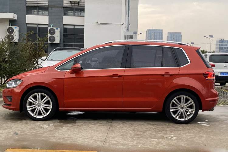 Used Volkswagen Golf Sportsvan 2016 280TSI Automatic Luxury Model
