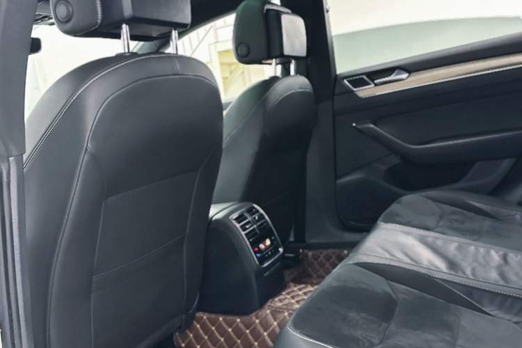 Used Volkswagen FAW-Volkswagen CC 2020 330TSI Huayan Edition China VI Standard
