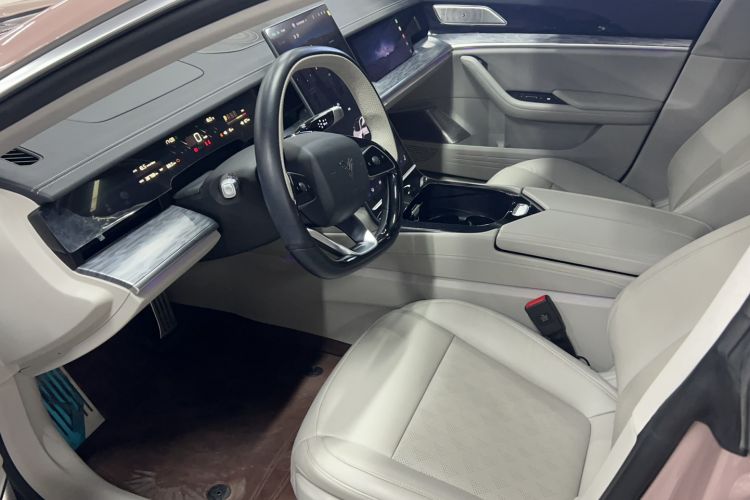 Used NETA S 2022 Extended-Range Version 1160 km Range Rear-Wheel Drive Mid-Grade