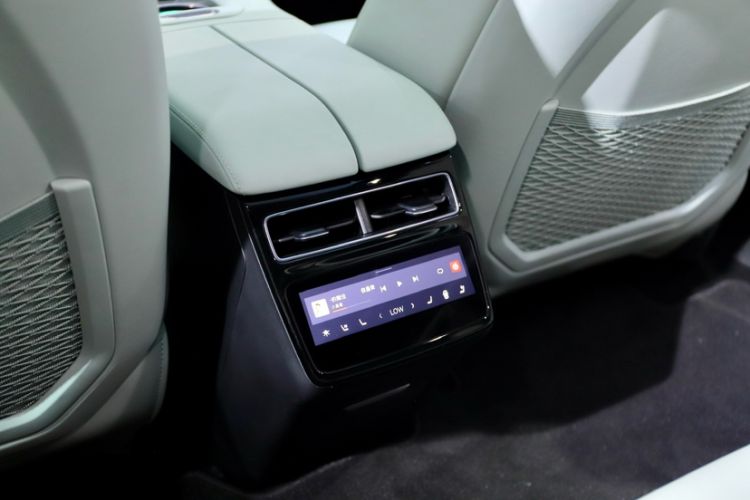 Used Zeekr 001 2024 WE Edition 100 kWh Rear-Drive
