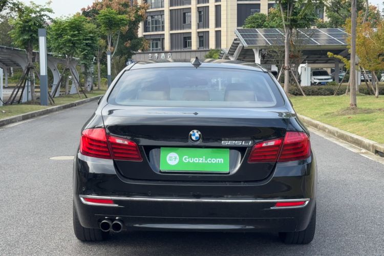 Used BMW 5 Series 2014 525Li Luxury Design Package