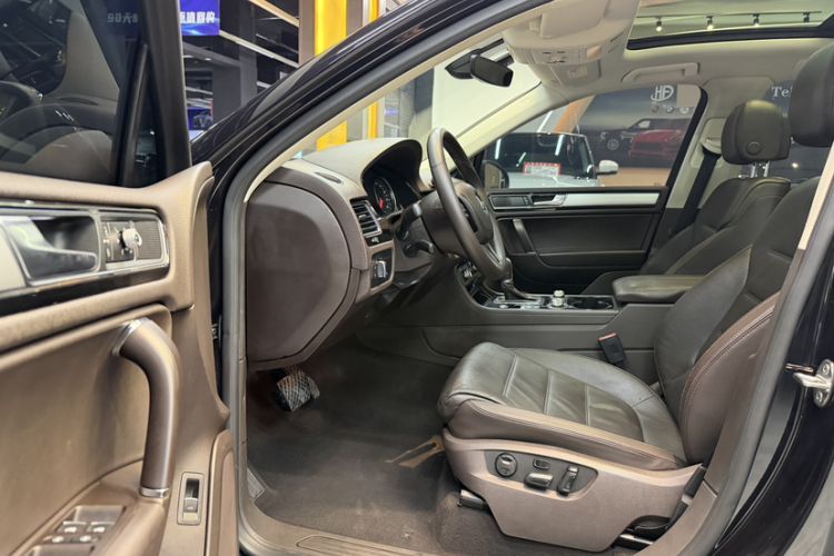 Used Volkswagen Touareg 2017 3.0 TSI Touareg Edition