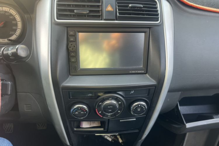 Used Suzuki Liana A6 2014 Sedan 1.4L Manual Dream Edition
