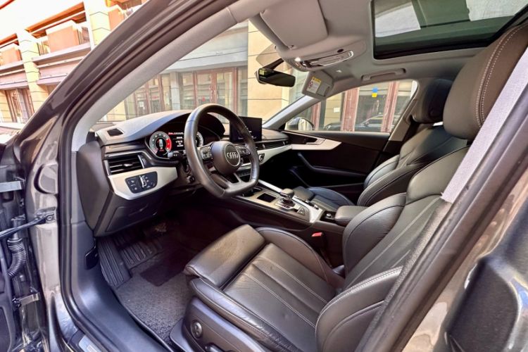 Used Audi A4L 2020 40 TFSI Luxury Dynamic Model
