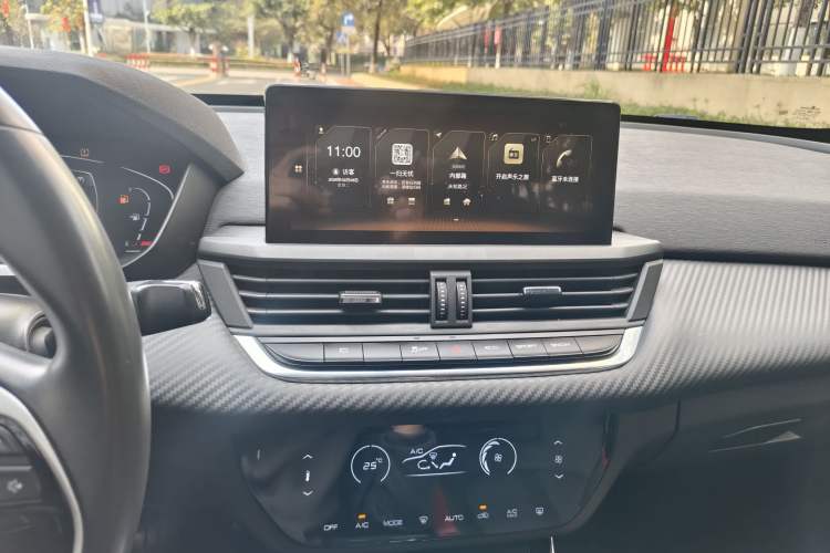 Used Dongfeng Aeolus Yixuan 2020 230T Automatic Glare-Proof Dark Knight Edition