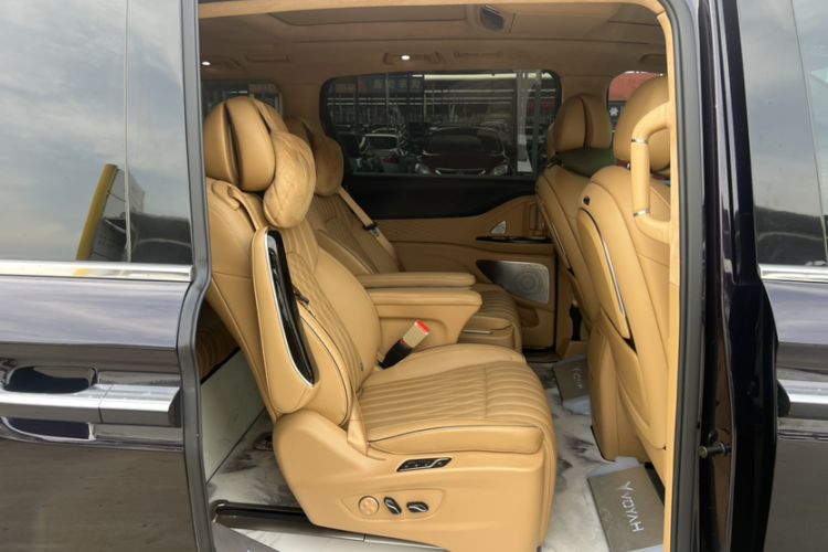 Used VOYAH Dream 2024 PHEV Ultra-Long Range Flagship Edition
