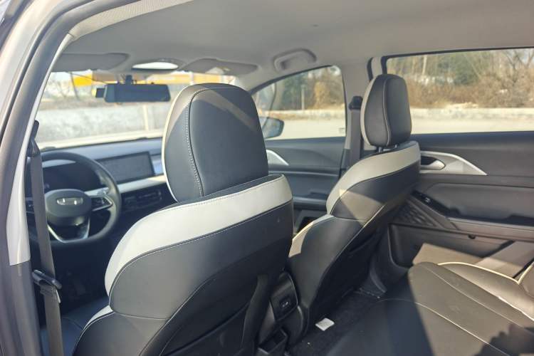 Used Geometry E Firefly 2023 320KM Cute & Handsome Tiger 5 Seats