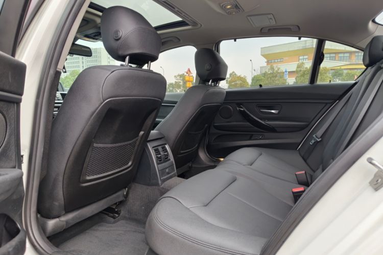 Used BMW 3 Series 2017 320Li Fashion Model
