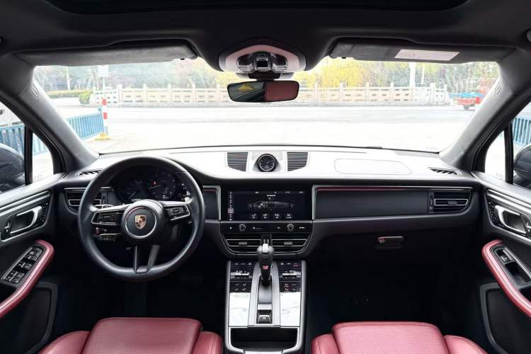 Used Porsche Macan 2022 Macan 2.0T
