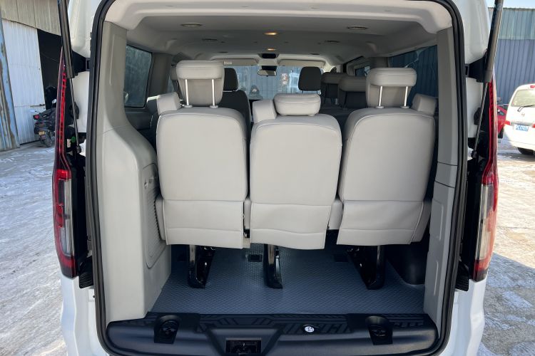 Used Ford Transit 2023 2.0T Diesel Manual Commercial & Travel Version Mid-axle Low-roof Design 7/8/9-Seater
