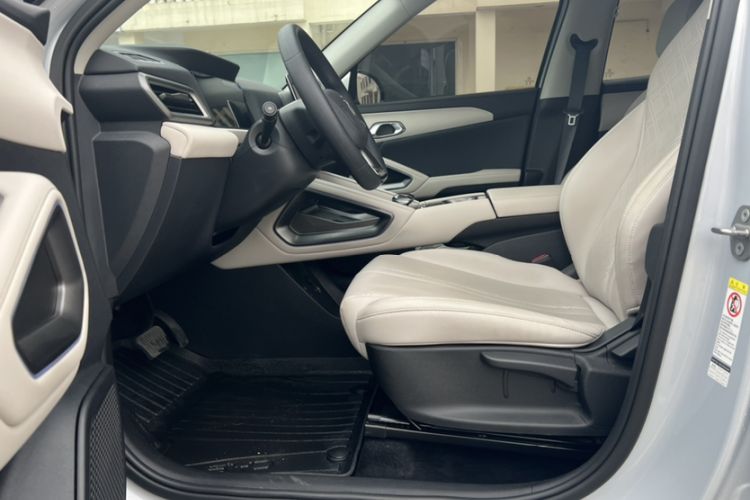 Used BYD Yuan UP 2024 401 km Active Version
