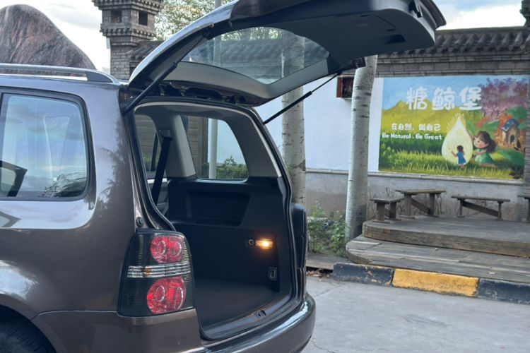 Used Volkswagen Touran 2013 1.4T Manual Comfort Edition 5-Seater
