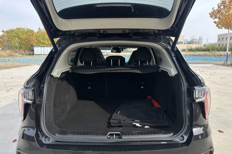 Used Lynk & Co 01 2021 2.0TD Two-Wheel-Drive Pro Trim
