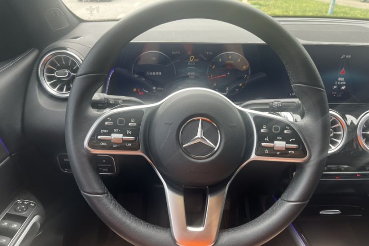 Used Mercedes-Benz GLB 2022 Refresh GLB 200 Dynamic Edition
