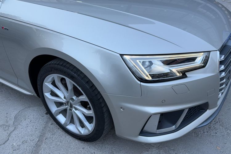 Used Audi A4L 2019 40 TFSI Fashion Edition China VI Emission Standard
