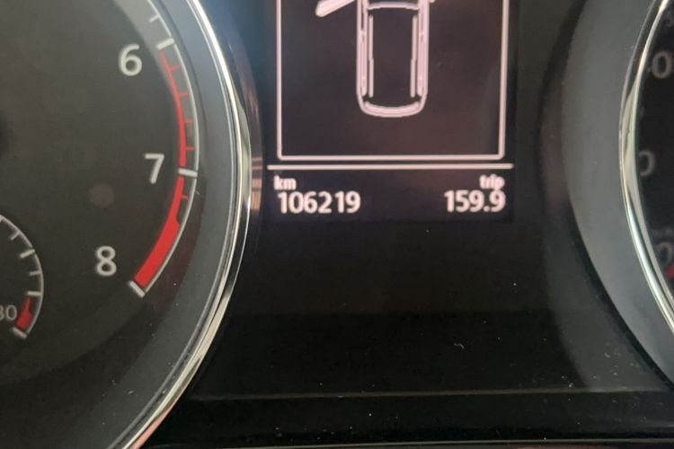 Used Volkswagen Touran 2016 Volkswagen Touran L 280TSI DSG Comfort Edition
