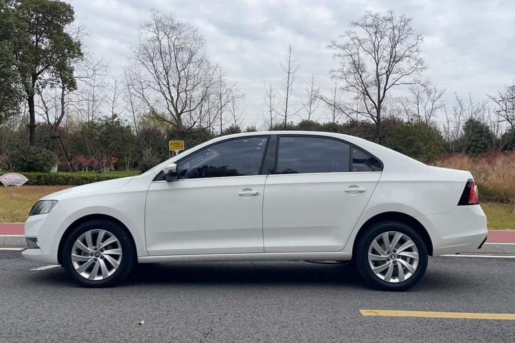 Used Skoda Rapid 2018 1.6L Automatic Comfort Edition
