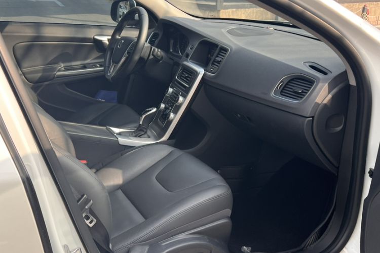 Used Volvo S60 2019 S60L T3 Intelligent Upgrade Edition
