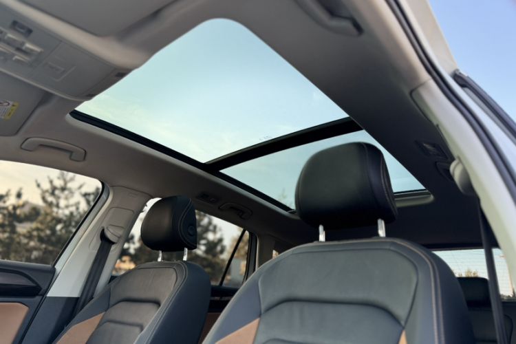 Used Volkswagen Tayron 2019 330TSI Two-Wheel Drive Luxury Model China VI Standard