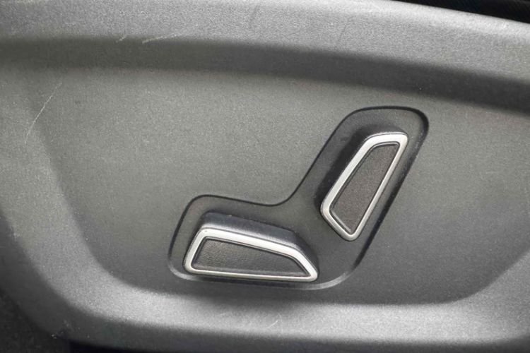 Used Changan UNI-V 2022 1.5T Prestige Version