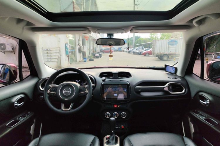 Used  Renegade 2017 180T Automatic High-Energy Version
