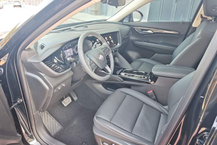 Used Buick Envision 2022 Facelift Encore S 552T Two-Wheel-Drive Luxury Model
