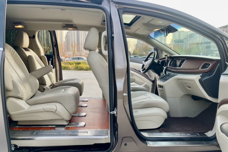 Used Buick GL8 2017 25S Prestige Version China V Standard
