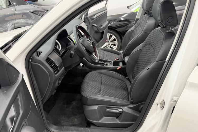 Used Skoda Kodiaq 2018 Facelifted TSI330 5-Seater Two-Wheel-Drive Comfort Edition
