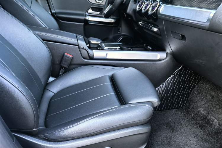 Used Mercedes-Benz GLB 2022 GLB 200 Stylish Edition