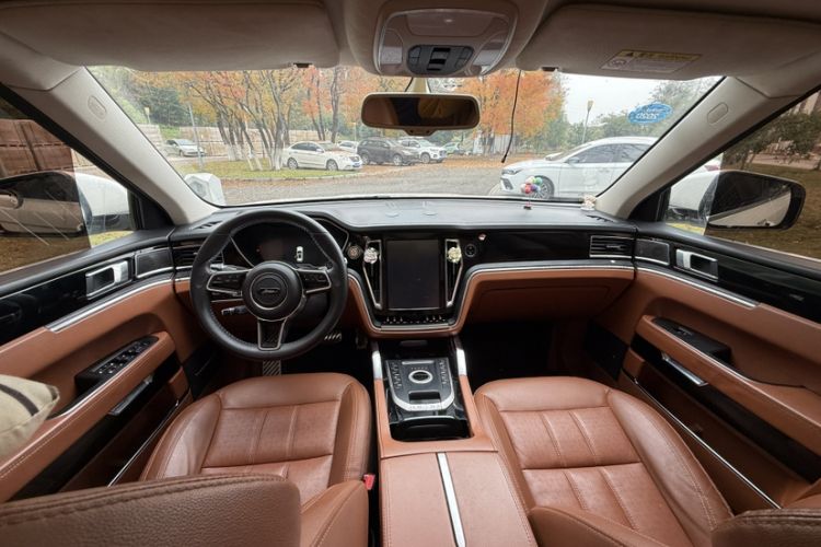 Used Zotye T700 2017 1.8T Dual-Clutch Prestige Model
