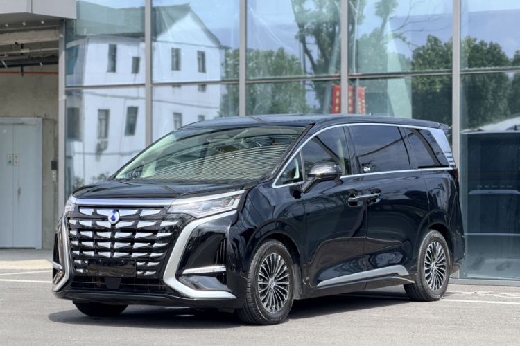 Used Denza D9 2024 DM-i 970 Luxury Model