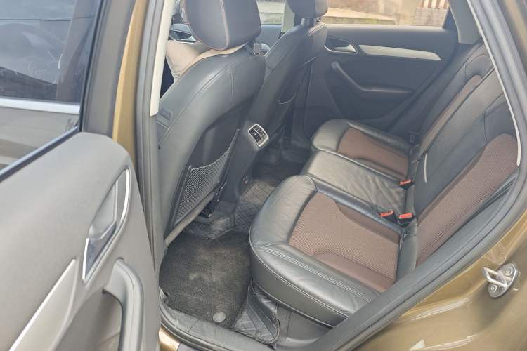 Used Audi Q3 2017 35 TFSI Fashion Model
