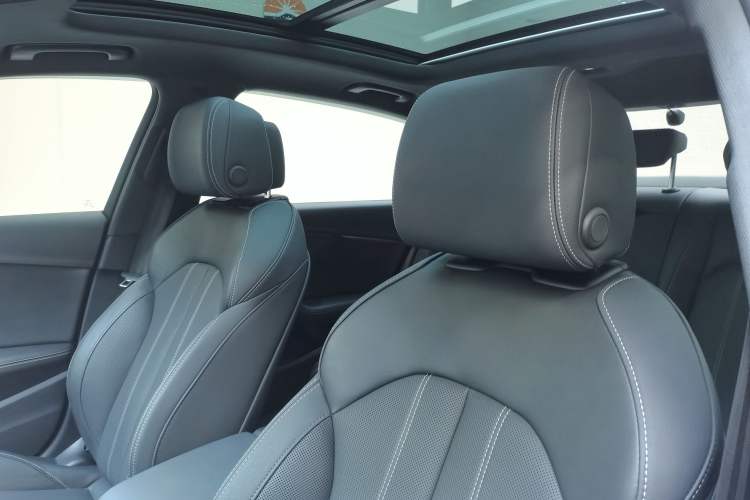 Used Audi A4L 2023 40 TFSI Luxury Dynamic Model
