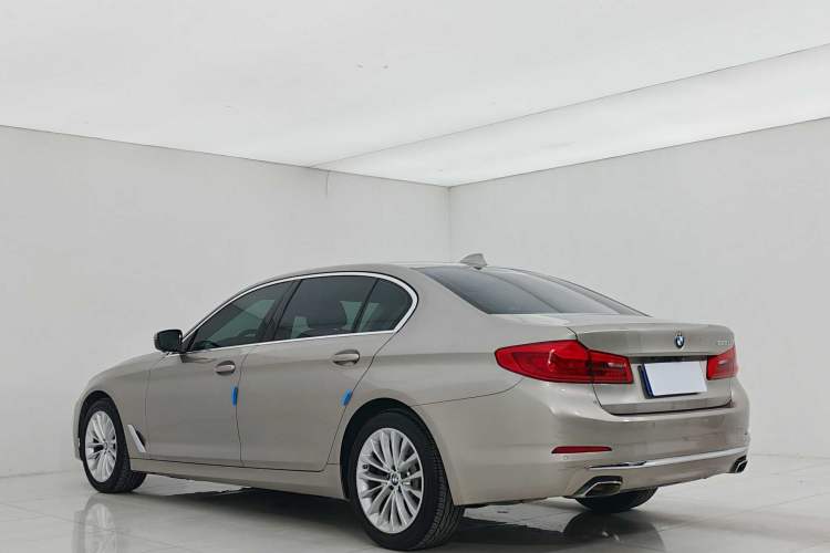 Used BMW 5 Series 2019 Facelifted 525Li Luxury Package
