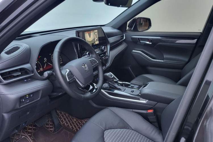 Used Toyota Crown Land Cruiser 2021 2.5L HEV Four-Wheel Drive Premium Edition
