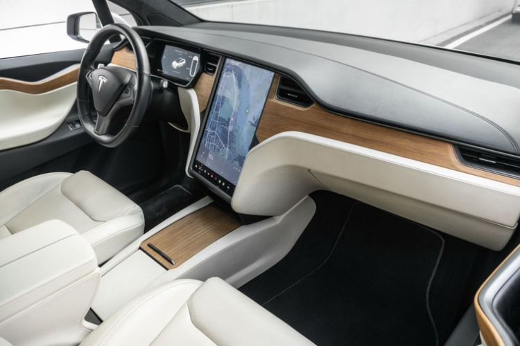 Used Tesla Model X 2019 Long-Range Version
