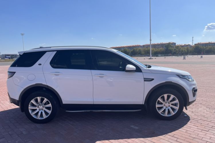 Used Land Rover Discovery Sport 2019 240 PS SE Version China VI Standard
