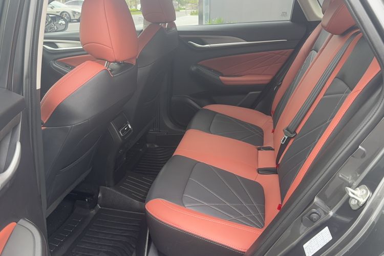 Used Changan Eado 2024 PLUS Blue Whale NE 1.4T GDI DCT High-Energy Edition
