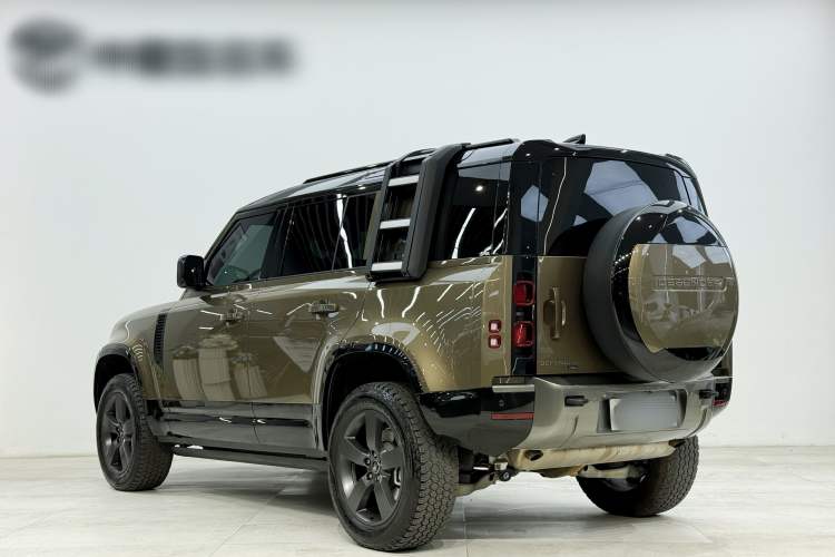 Used Land Rover Defender 2023 110 3.0T P400 X-DYNAMIC HSE
