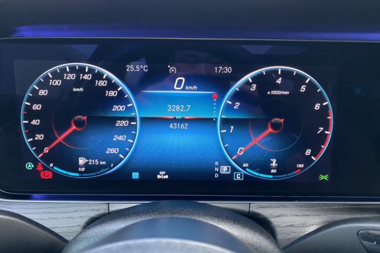 Used Mercedes-Benz E-Class 2021 E 300 L Sporty and Stylish Model
