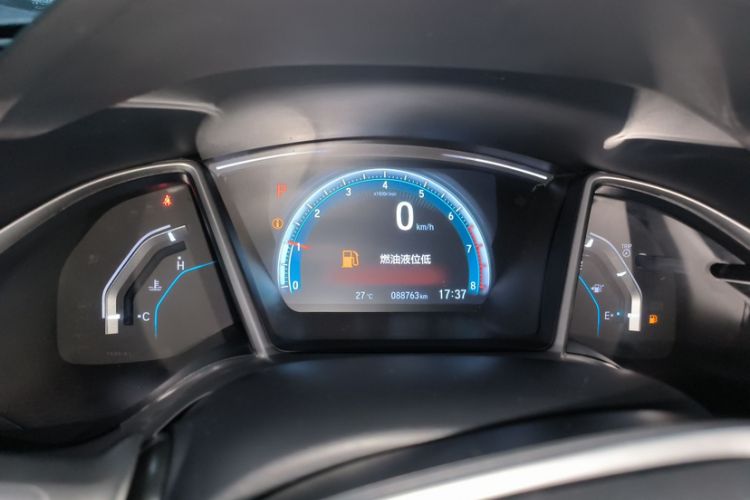 Used Honda Civic 2016 220TURBO CVT Luxury Edition
