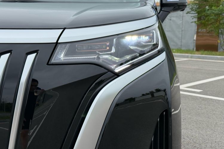 Used Denza D9 2024 EV 620 Premium Model
