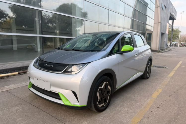 Used BYD Dolphin 2021 405 km Fashion Edition