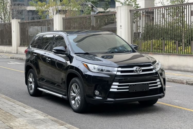 Used Toyota Highlander 2018 2.0T Four-Wheel Drive Elite Edition 7 Seats China VI Standard
