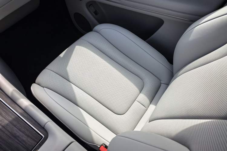 Used Hima AITO M9 2025 All-Electric Ultra Version 100 kWh 5-Seater Model
